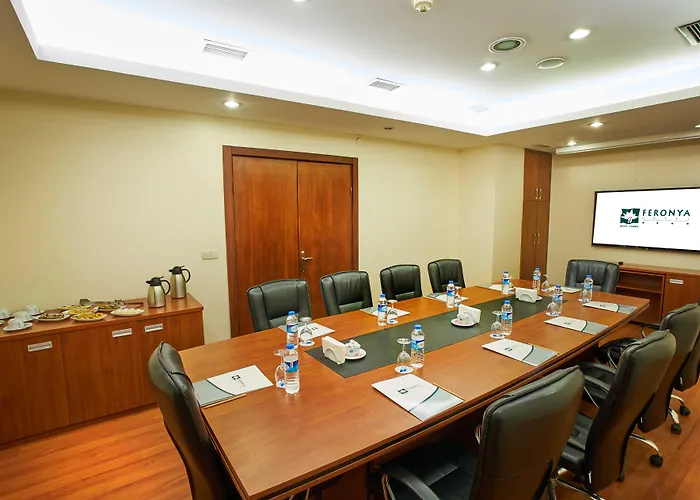 Feronya Hotel