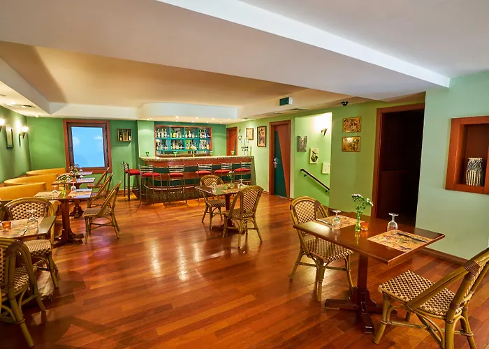 Feronya Hotel